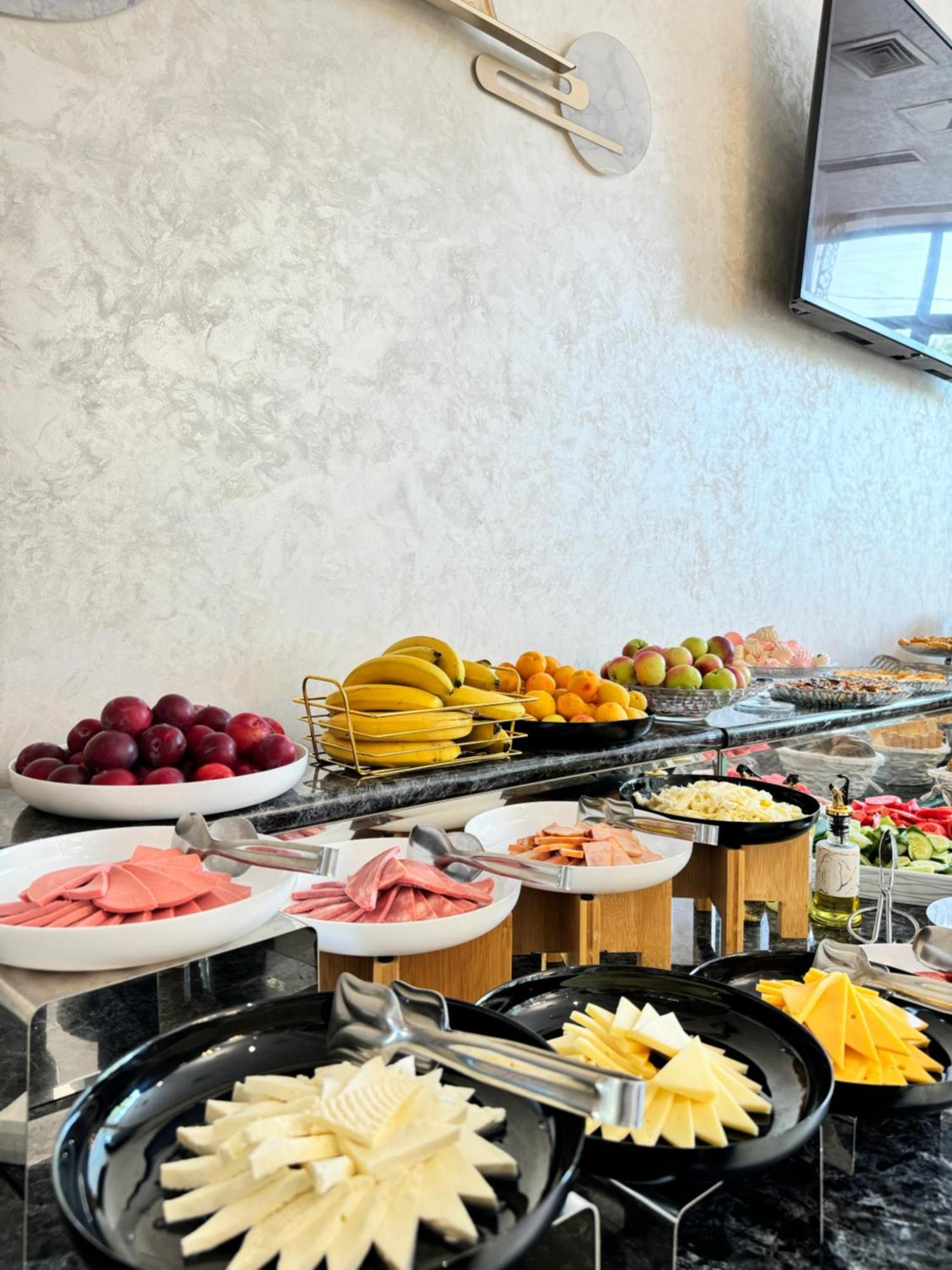Garnet Mir Hotel Taszkent Zewnętrze zdjęcie