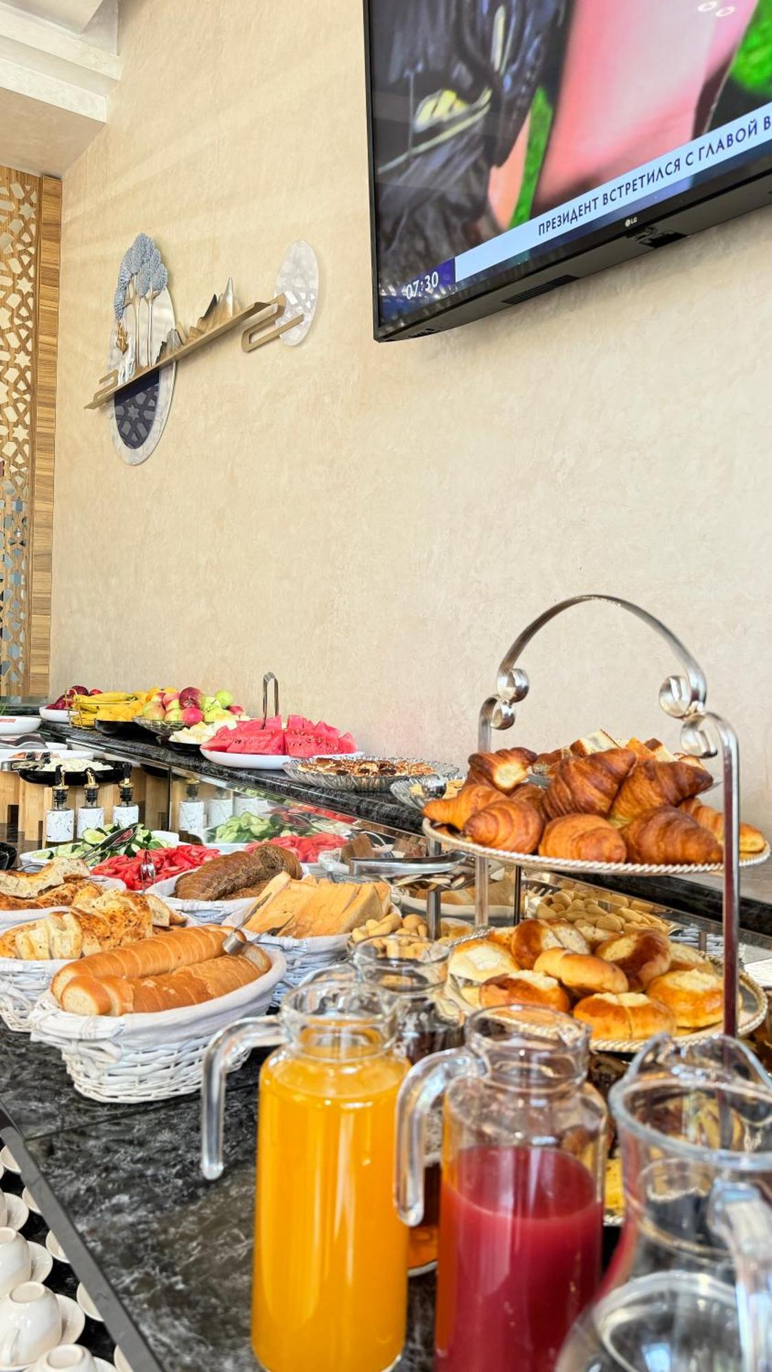 Garnet Mir Hotel Taszkent Zewnętrze zdjęcie