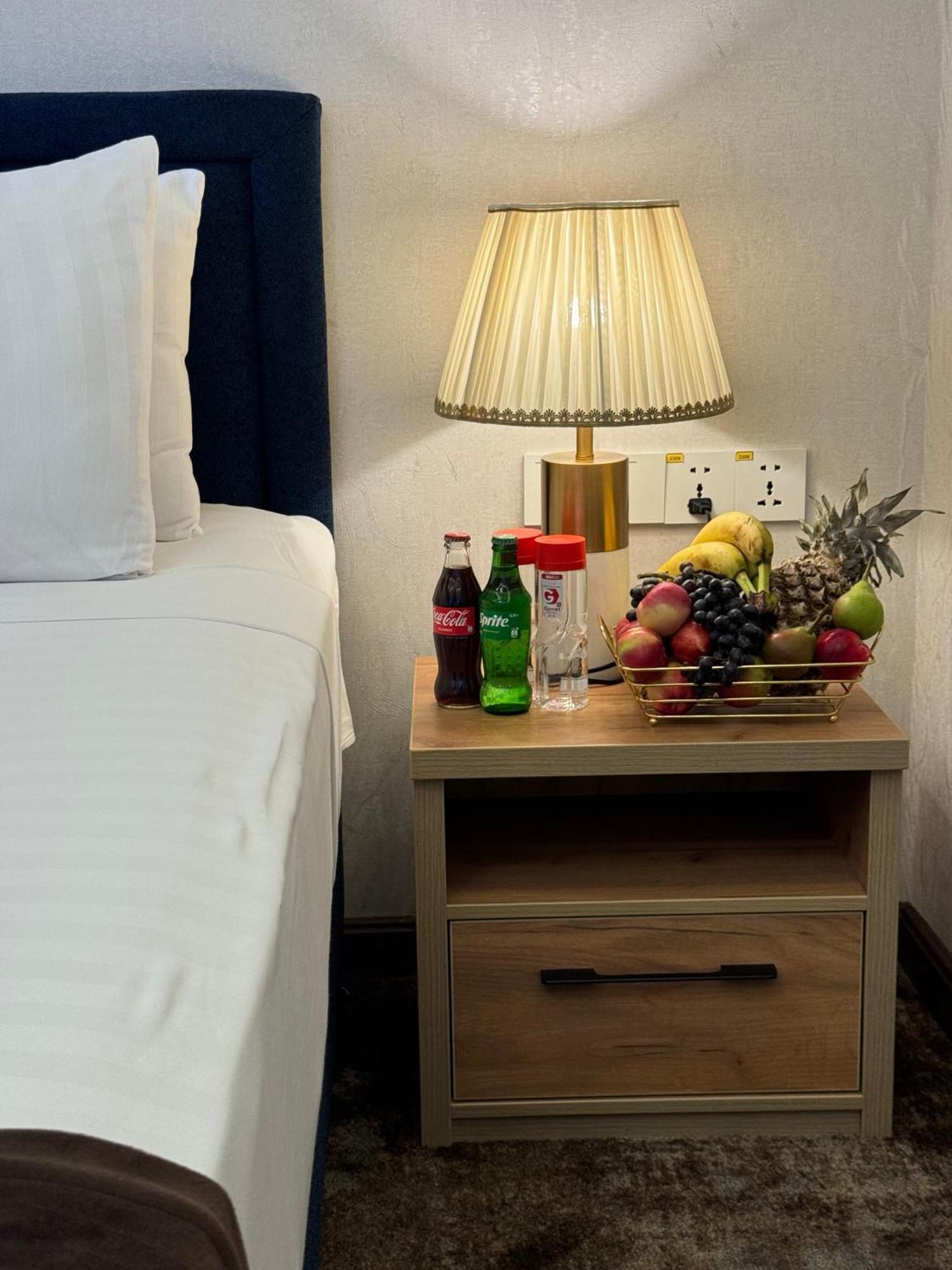Garnet Mir Hotel Taszkent Zewnętrze zdjęcie