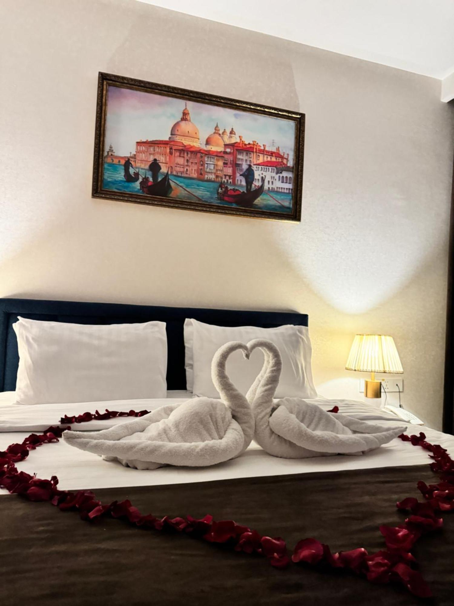 Garnet Mir Hotel Taszkent Zewnętrze zdjęcie
