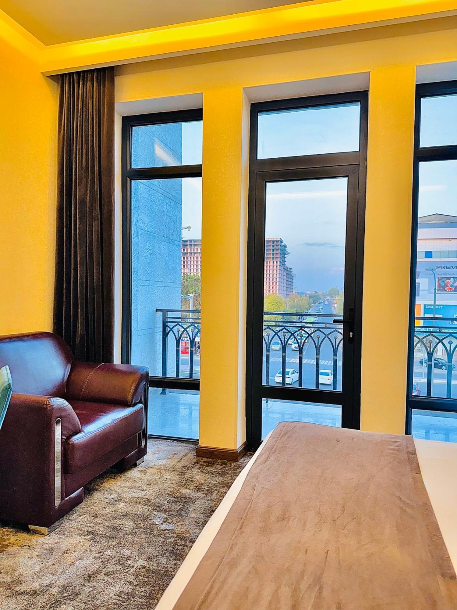 Garnet Mir Hotel Taszkent Zewnętrze zdjęcie